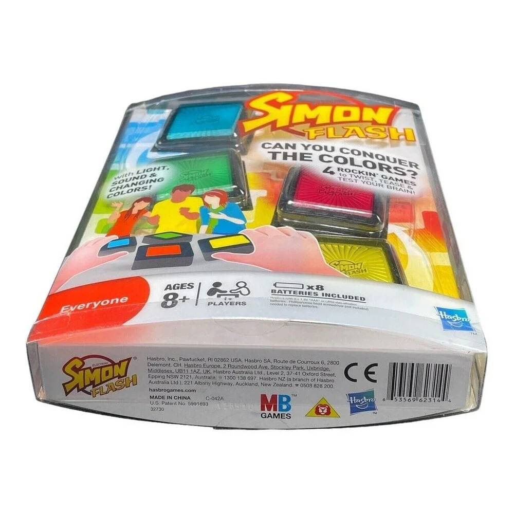 SIMON FLASH Hasbro Electronic Game Cubes with Light, Sound & Changing Colors